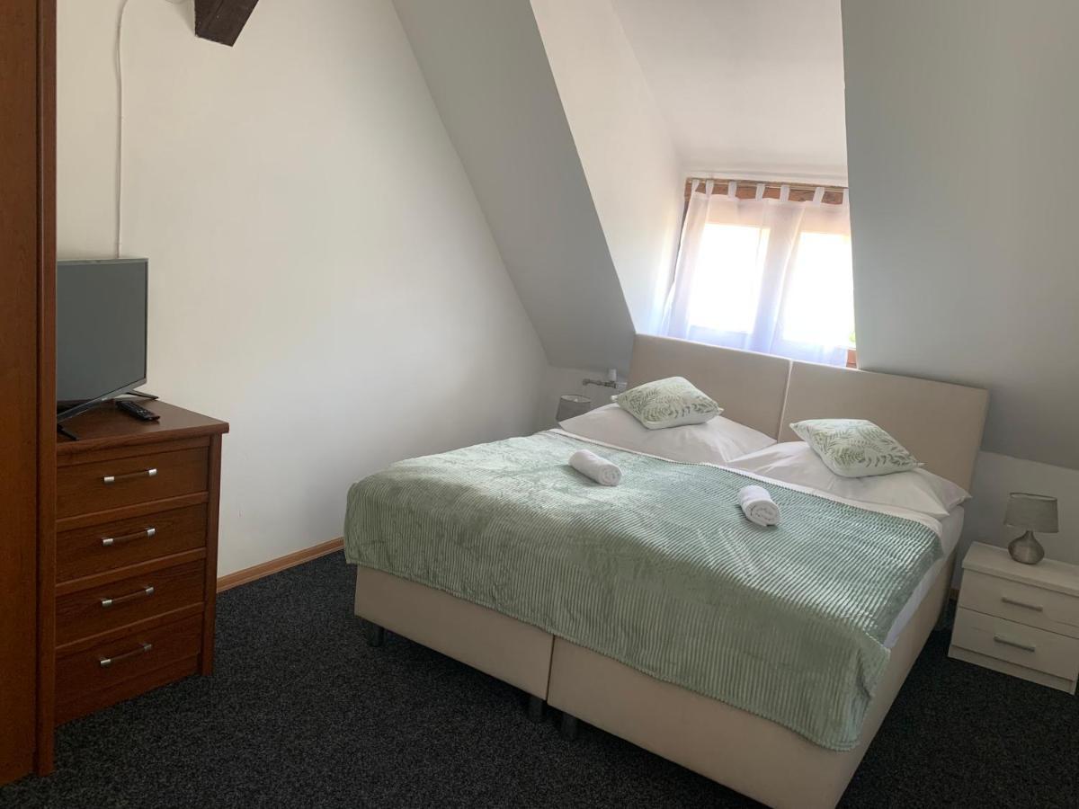 Hotel Podkost Libošovice Dış mekan fotoğraf